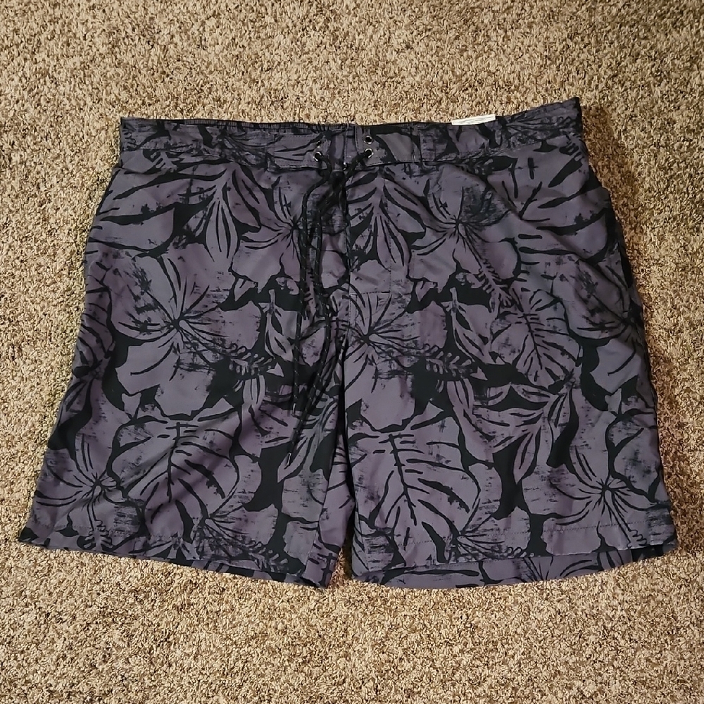 Men's Black Leaf Print Swim Shorts